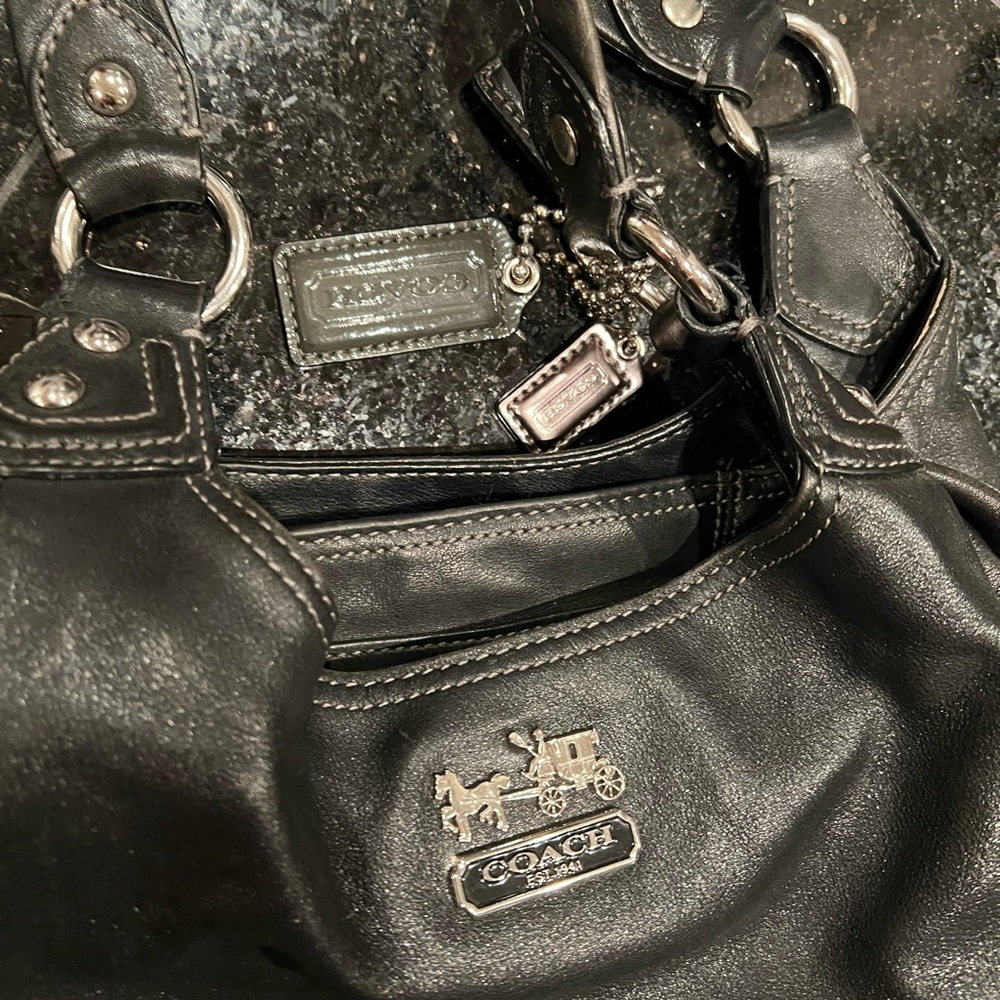 Handbag - Picture 5 of 6